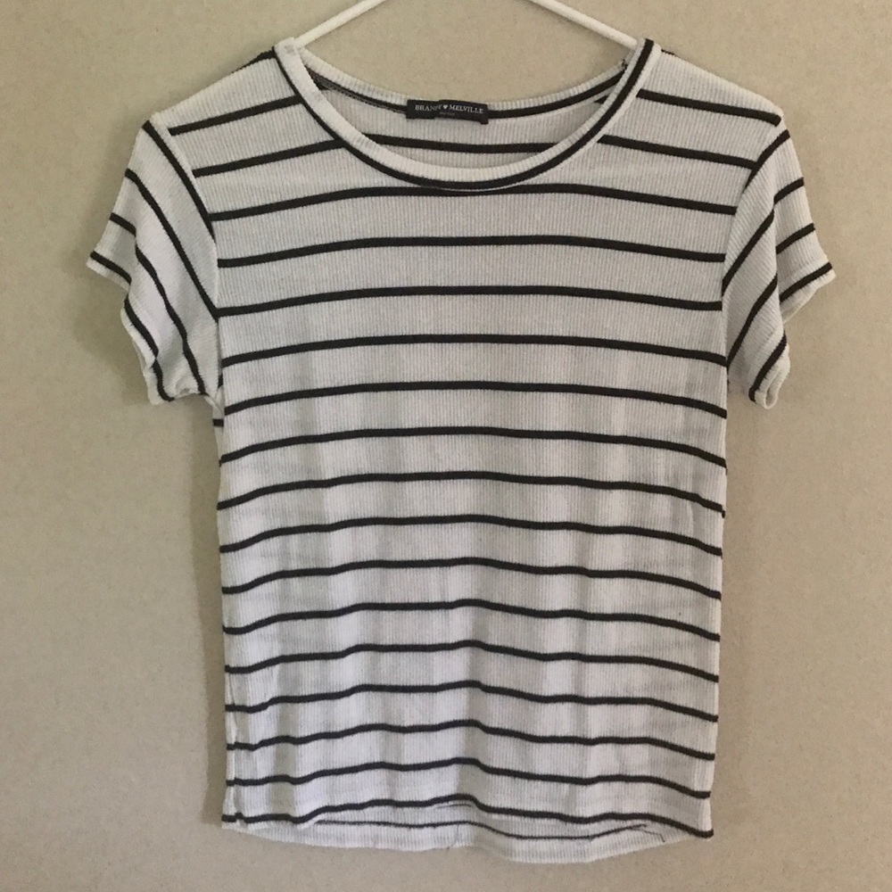 Black&White stripe Brandy Melville Tee!